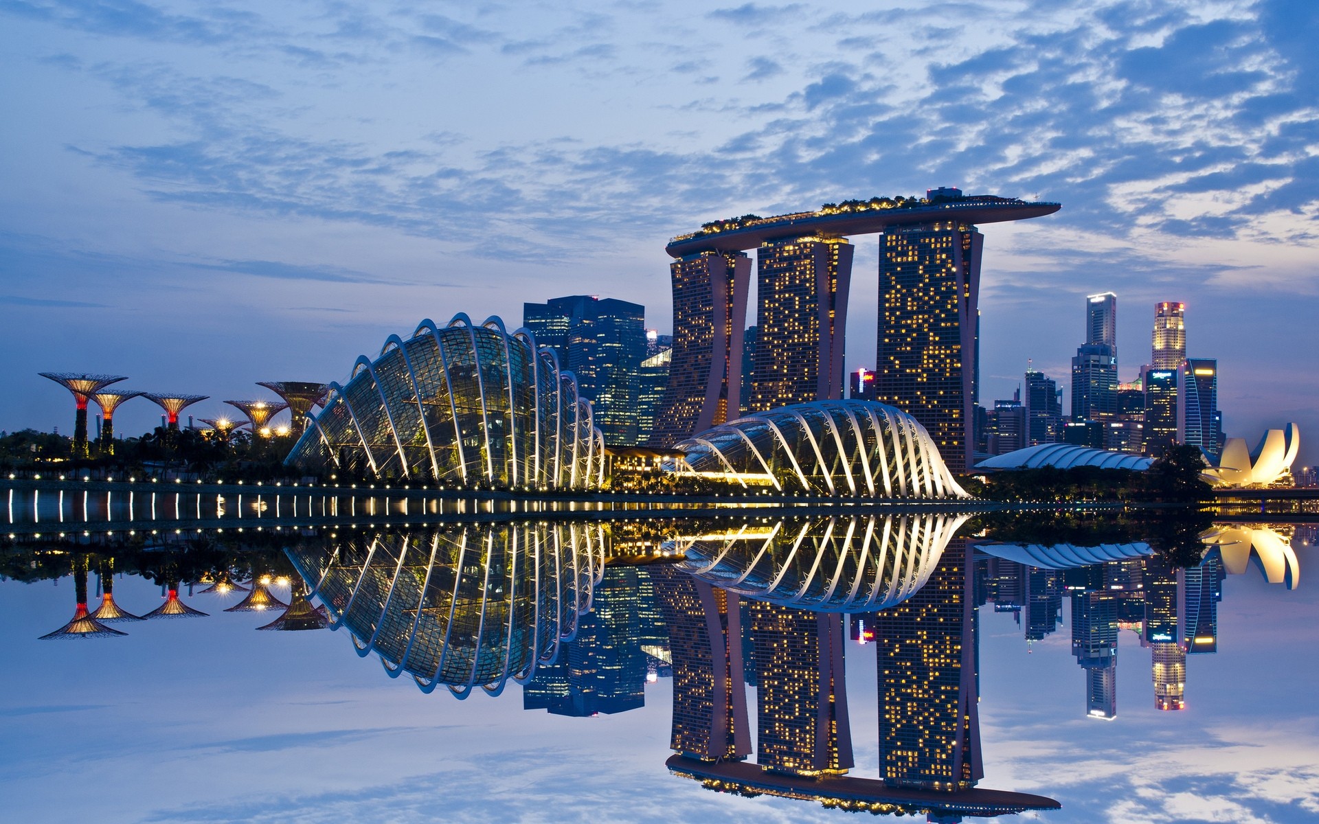 altre città architettura viaggi cielo città all aperto casa acqua sera punto di riferimento sfondo fiume luci della grande città singapore edifici