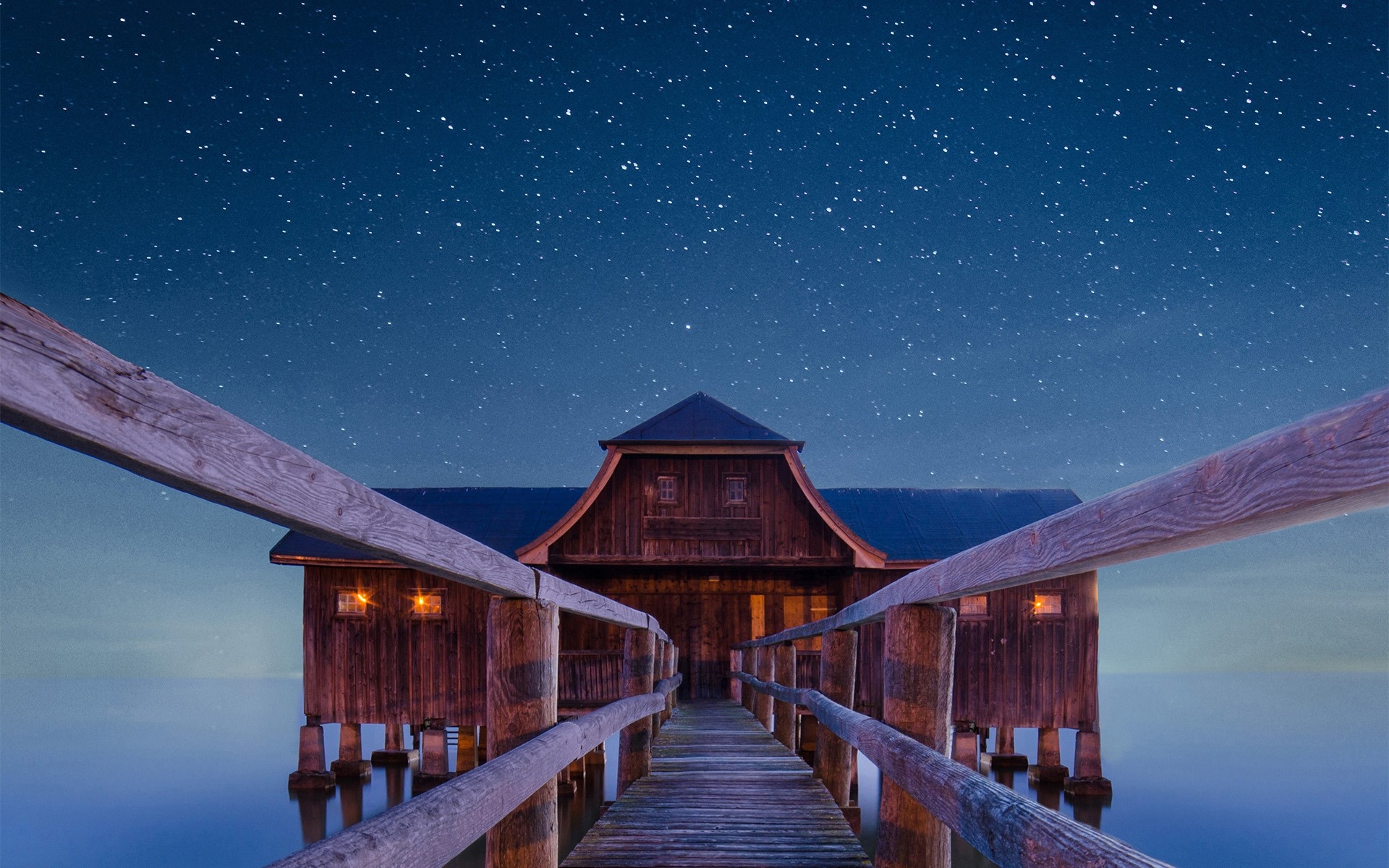 风景 天空 水 旅游 海洋 景观 海 冬天 雪 海滩 日落 黎明 光 自然 户外 桥 风景 海 太阳 湖 船屋 夜 摄影 星星