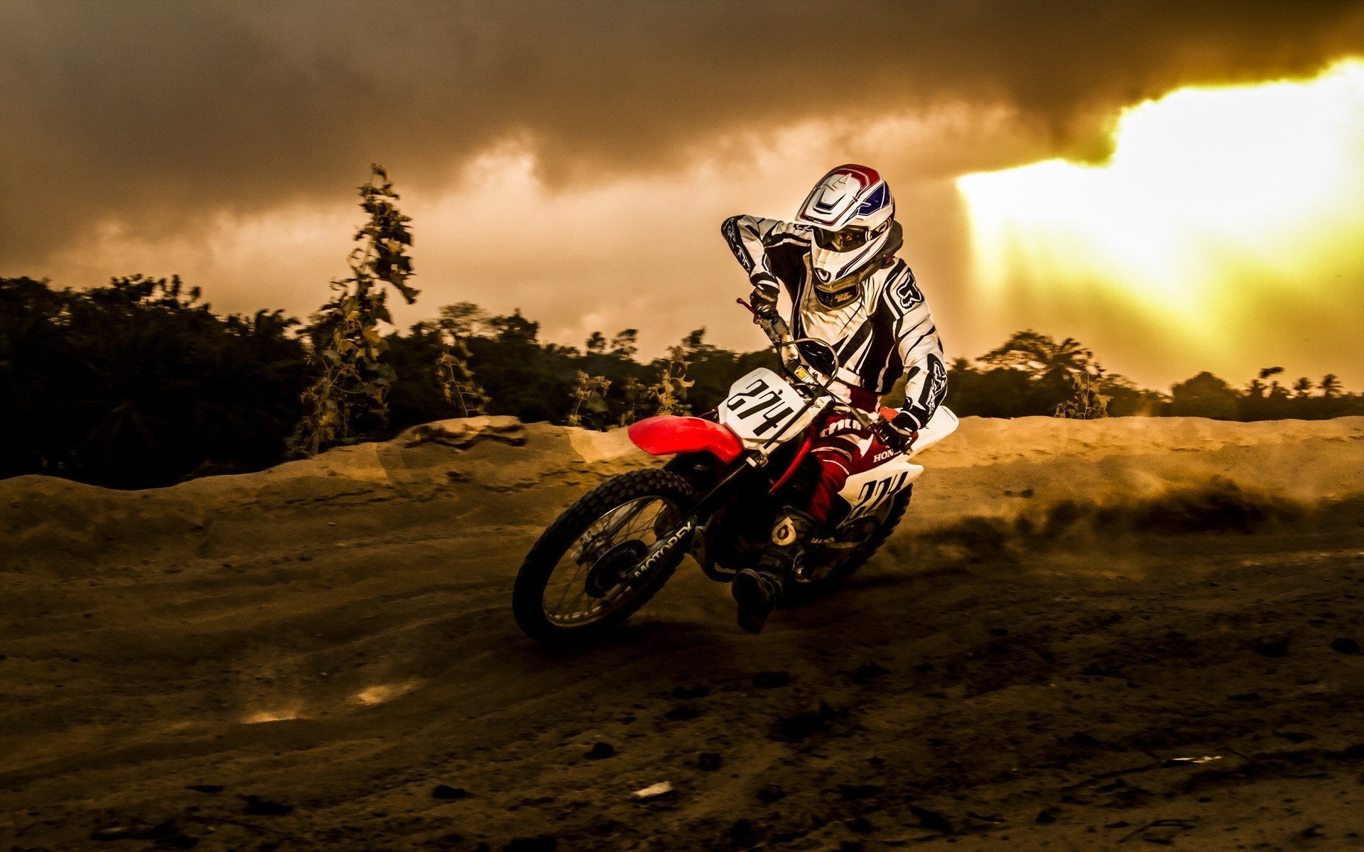 honda bike biker race action motocross hurry wheel rider vehicle competition ride motorcyclist sitting motorbike racer motion sunset transportation system helmet moto honda honda race