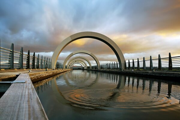 Brücke in Großbritannien, schöne Aussicht