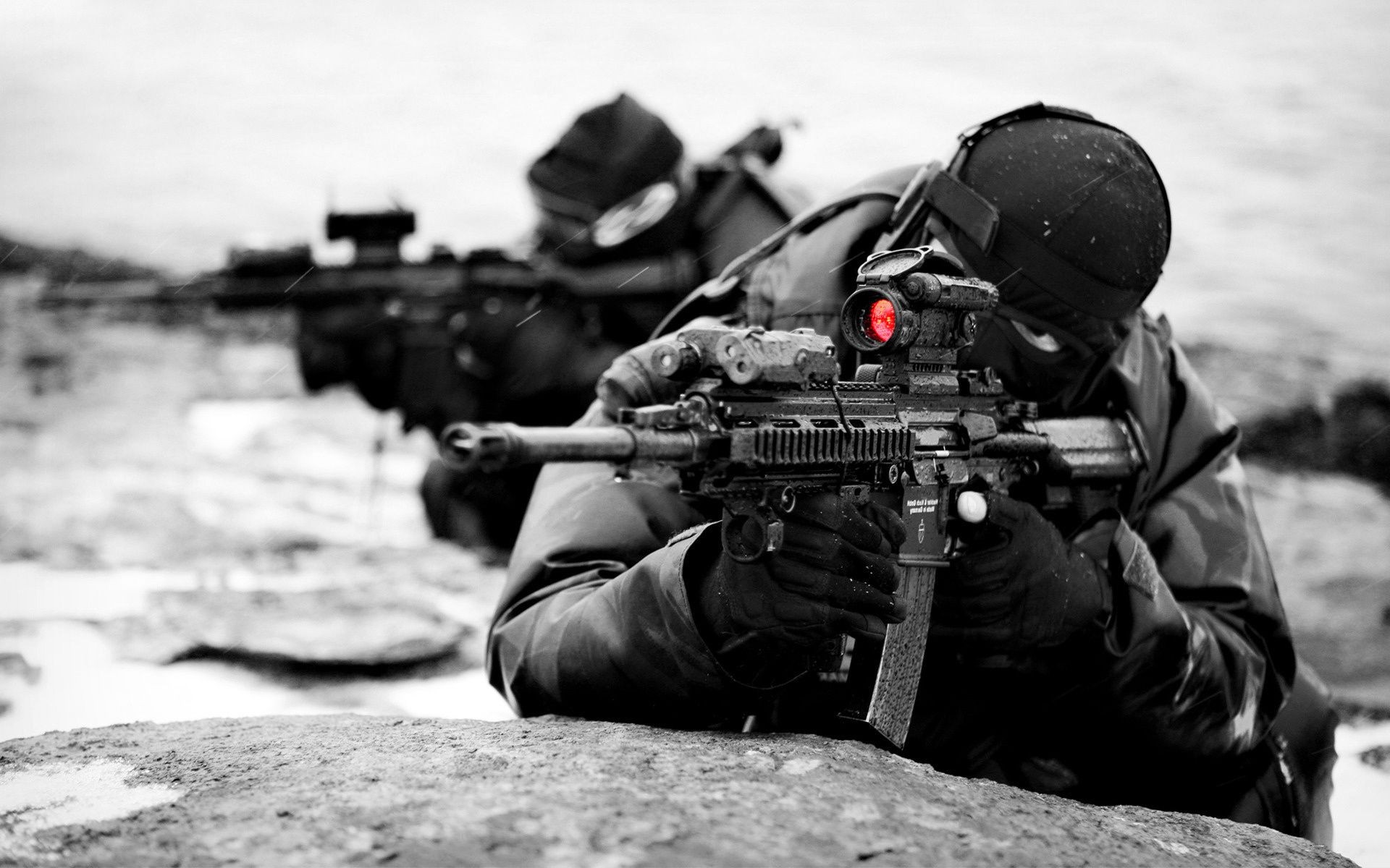 спецназ пистолет войны военные оружие солдат винтовка взрослый человек боевой армия пулемет один униформа