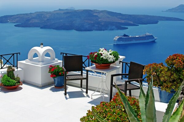 Vista desde el balcón de la isla griega