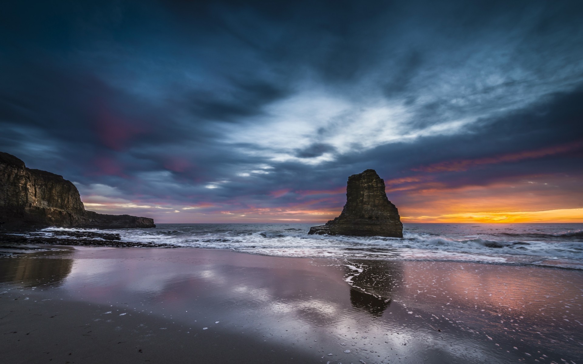 landscapes water sunset beach evening dusk sea ocean dawn seascape landscape seashore travel sky nature clouds