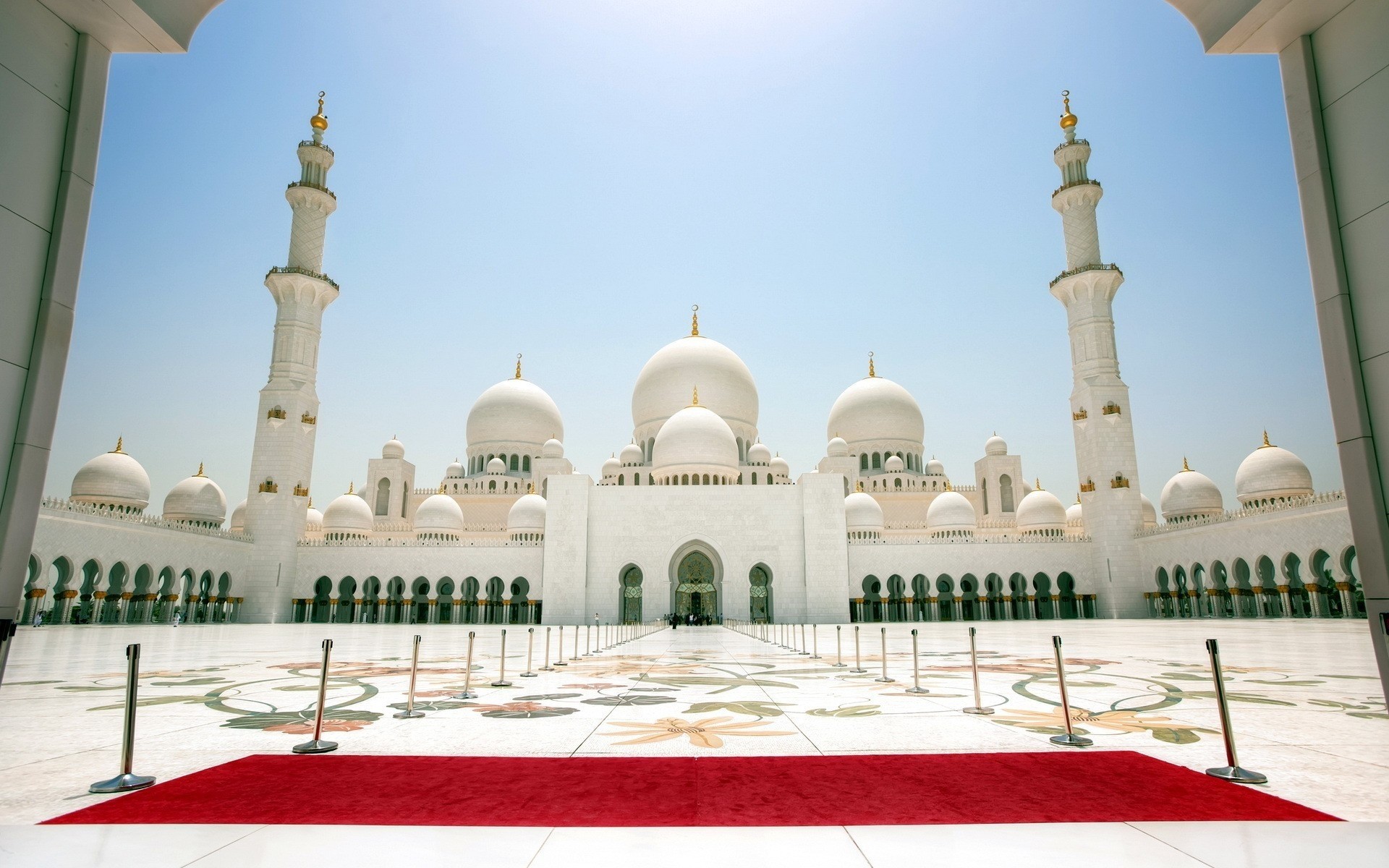 emirati arabi uniti minareto religione musulmano cupola viaggi architettura preghiera profeta culto religioso corano cielo sultanato punto di riferimento tempio turismo all aperto santo casa moschea