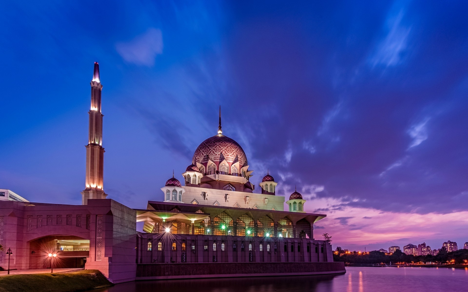 outras cidades arquitetura viagens crepúsculo casa céu minarete religião à noite ao ar livre água cúpula cidade pôr do sol turismo templo atração turística torre