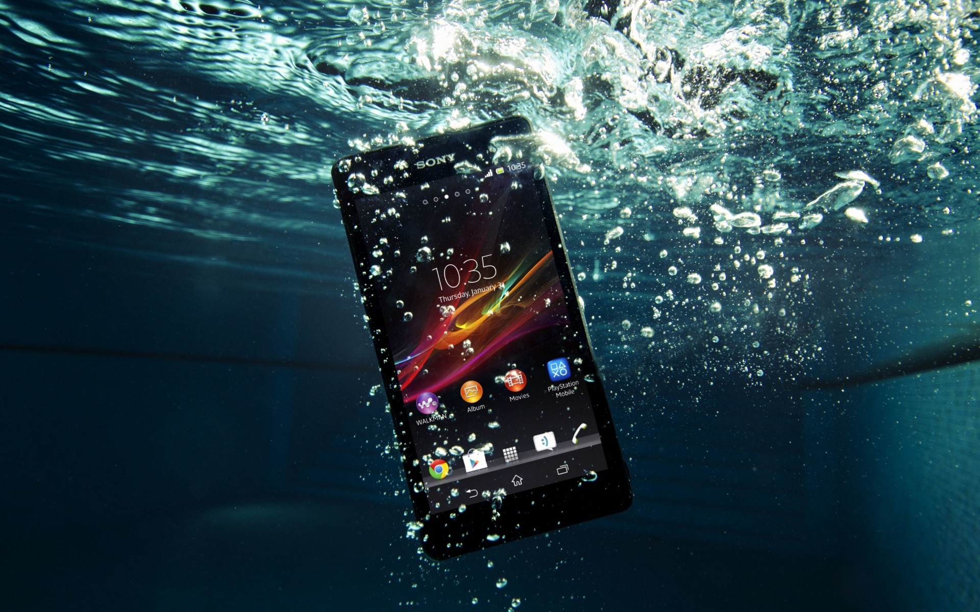 sony unterwasser wasser nass wassersport schwimmen aktion erholung bewegung smartphone sony xperia