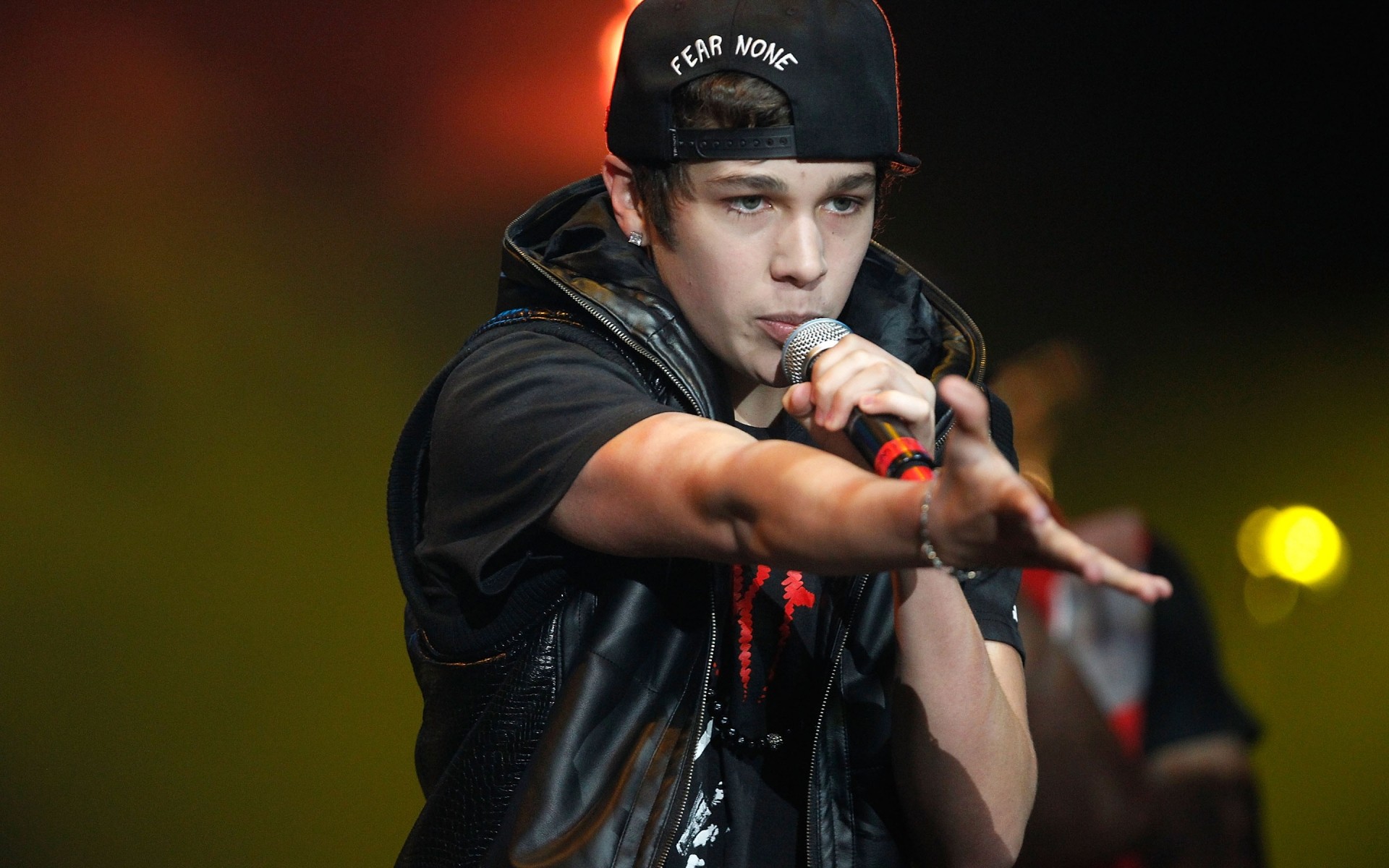 müzisyenler performans konser müzik müzisyen festival şarkıcı stadyum yarışma sahne grup austin mahone