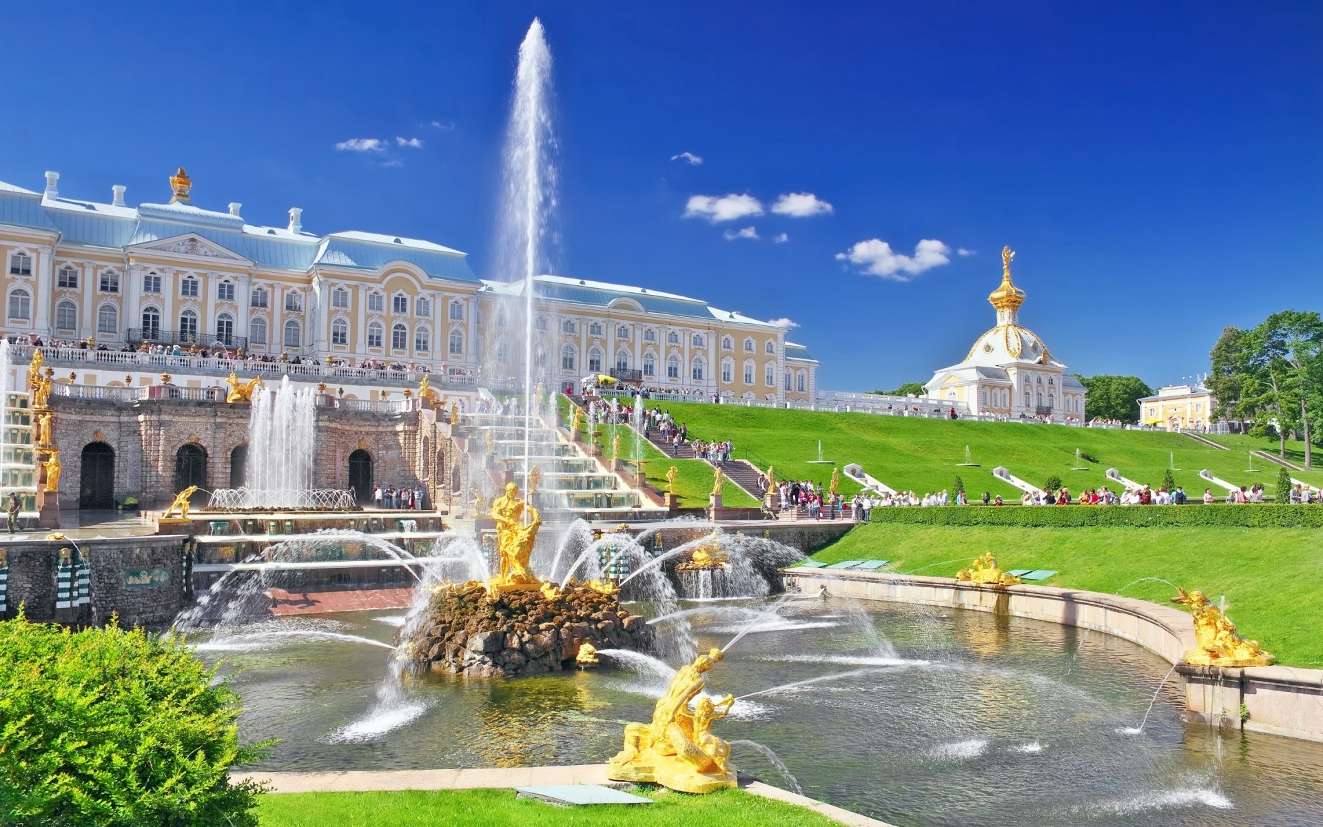 russland brunnen architektur reisen haus sehenswürdigkeiten tourismus stadt schloss wasser park himmel platz im freien alt berühmt garten denkmal sommer antike sightseeing landschaft