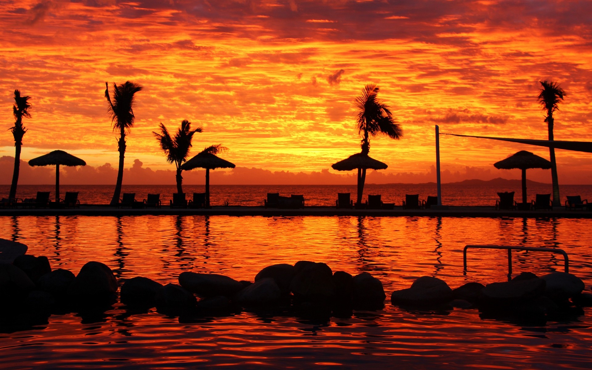 paysage coucher de soleil eau aube crépuscule soir soleil silhouette océan plage réflexion rétro-éclairé mer tropical ciel voyage sang-froid palmiers fidji exotiques