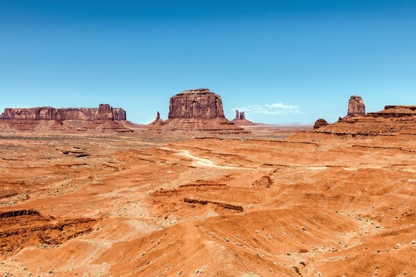 Desert landscape and abandoned city