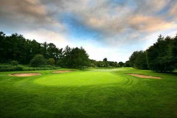 Campo de golf o césped, paisaje