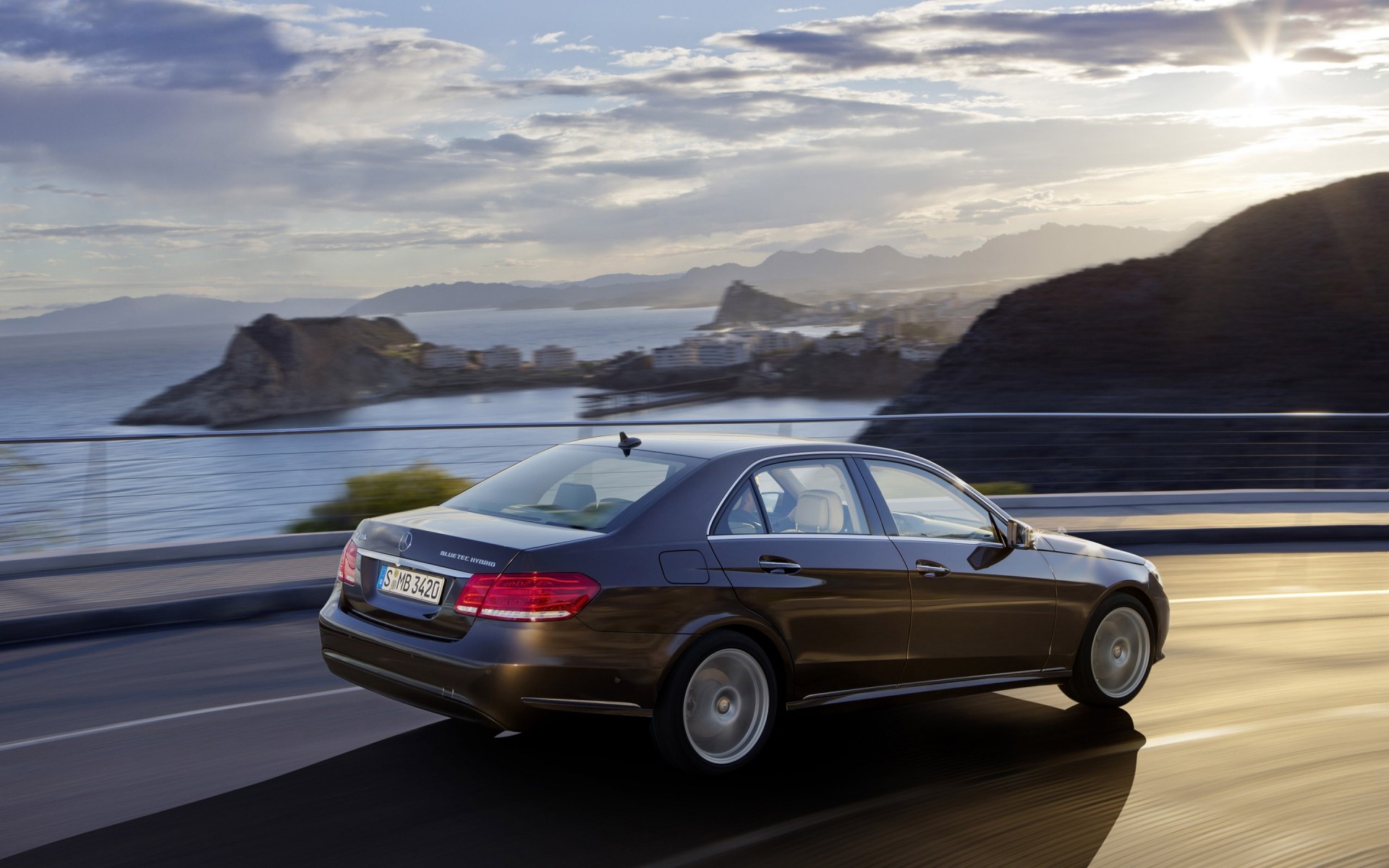 mercedes-benz voiture voiture noir voyage coucher de soleil action plage mercedes benz classe e