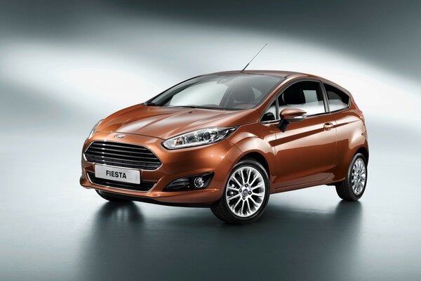 Ford көлігінің жылтыр жылтырлығы