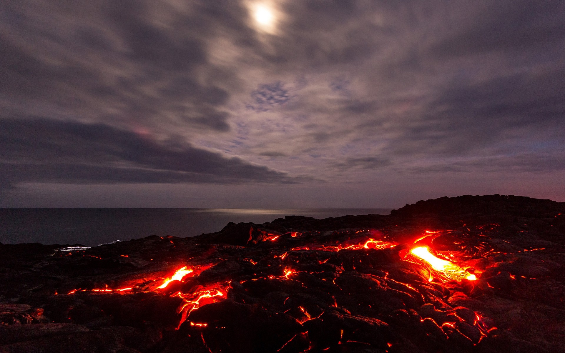 paisaje puesta de sol noche amanecer crepúsculo sol luz llama relámpago lava volcán