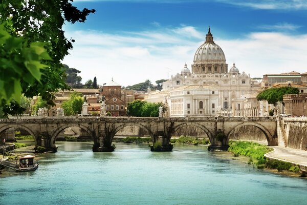 Vista del Vaticano desde el puente