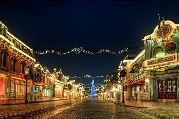 Die Stadt bereitet sich auf Weihnachten vor. Illumination