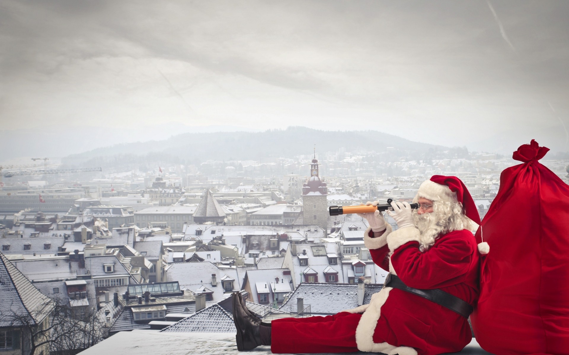 pascua invierno nieve viajes paisaje ciudad cielo al aire libre adulto casa agua montaña coche turismo arquitectura espectáculo santa claus