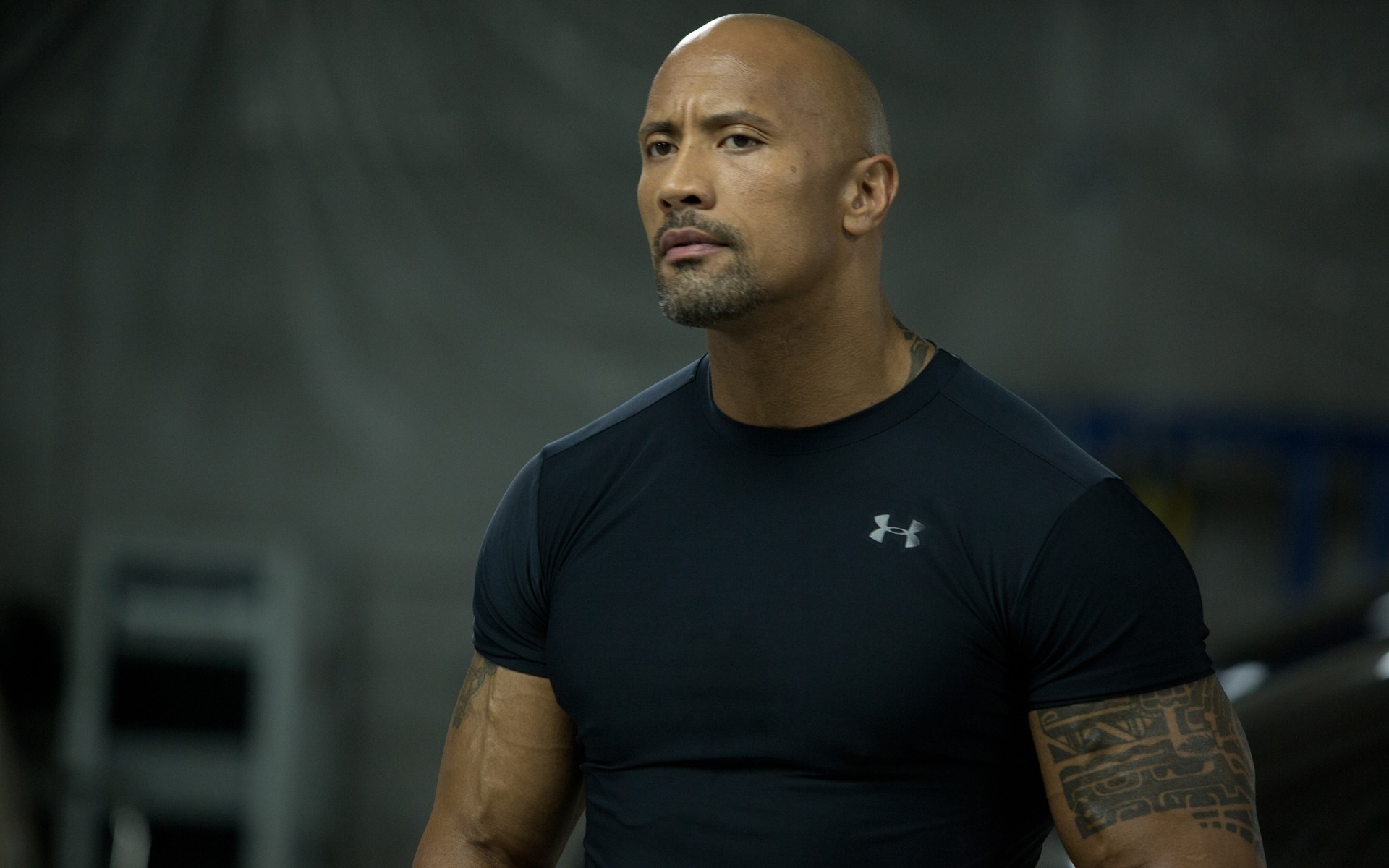 homens retrato competição atleta solteiro futebol adulto futebol homem tênis rugby equipamento desportivo vestir estádio dwayne johnson atores