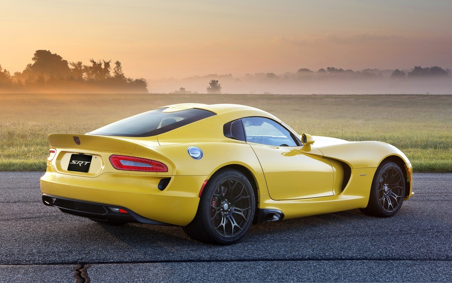 ausweichen auto auto transportsystem räder schnell beeilen sie sich rennen fahren crt viper dodge viper superauto sportwagen muskelautos