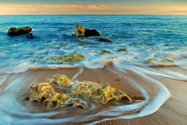 Spiaggia di sabbia sull oceano