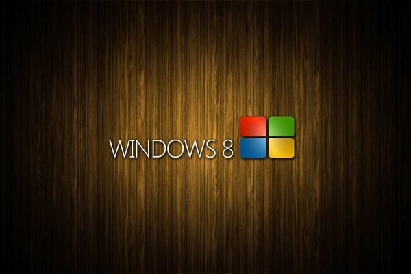 Logotipo de Windows 8 sobre un fondo oscuro y amaderado