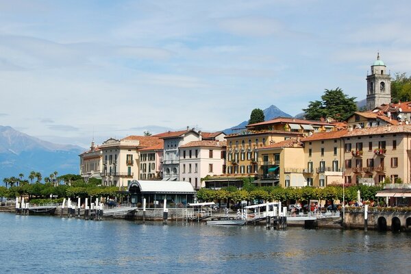 Italian houses by the water