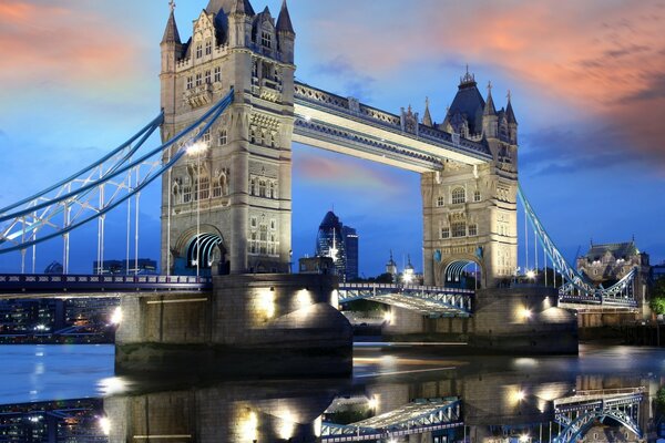 London Bridge over the Thames at night