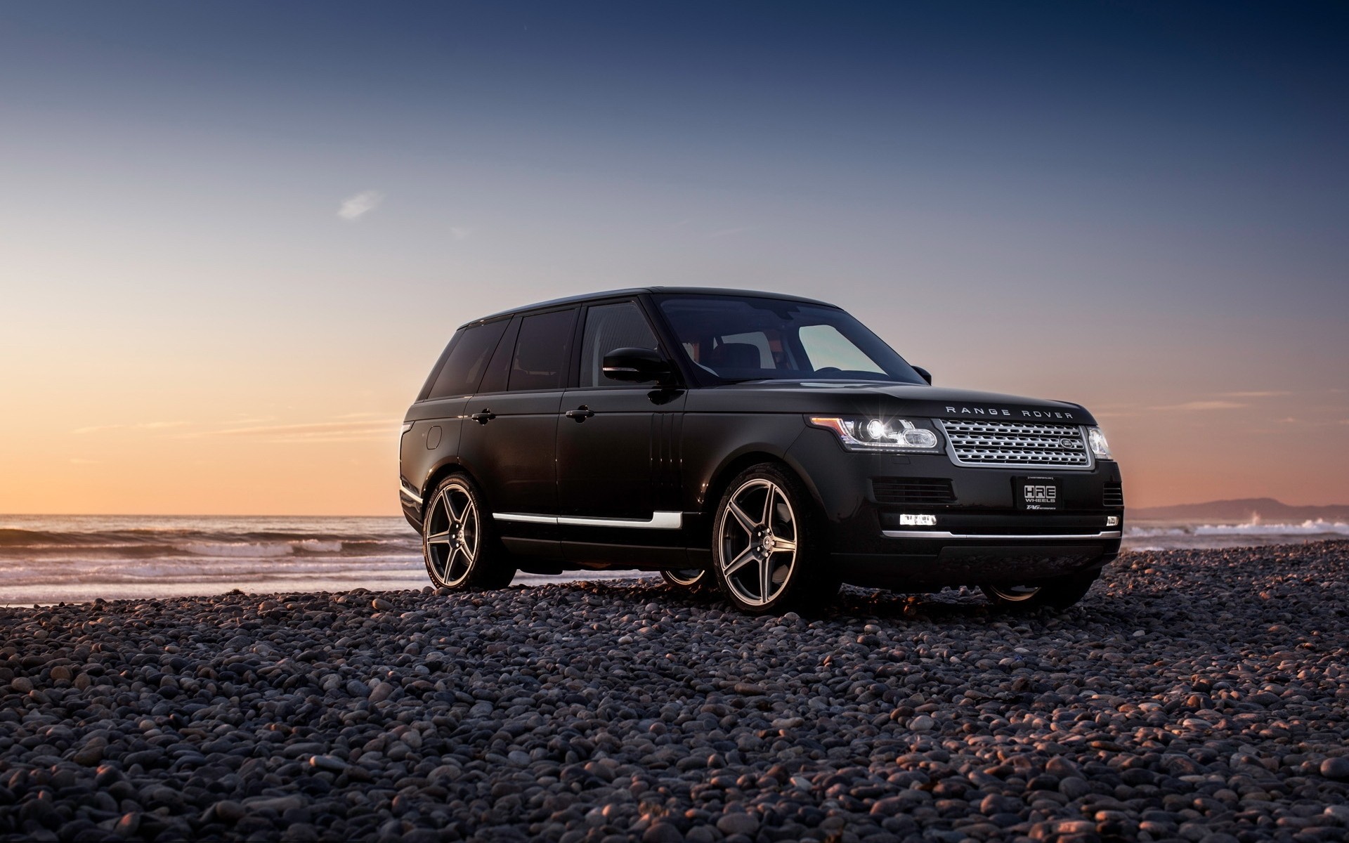 range rover strand sonnenuntergang auto auto ozean meer sand himmel reisen wasser meer landschaft sonne transportsystem luxusautos muscle cars black range rover 4x4 autos