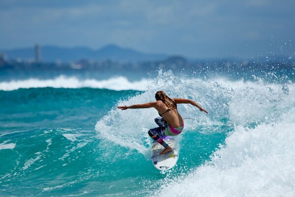 Surfer caught the long-awaited wave