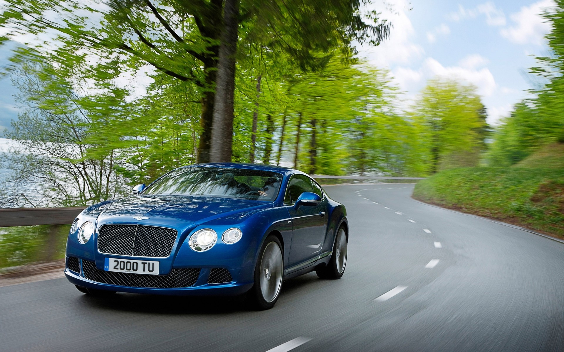 bentley voiture asphalte voiture noir chaussée rapide système de transport route flou dépêchez-vous midi action bentley gt