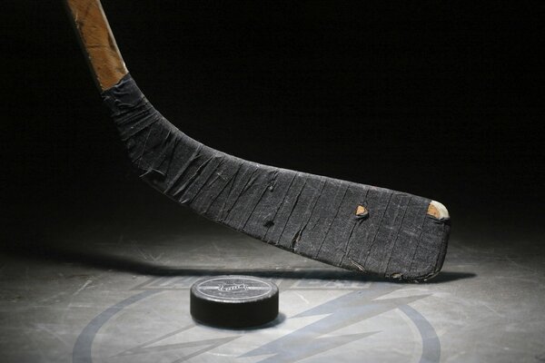 High-quality photos of clubs and pucks