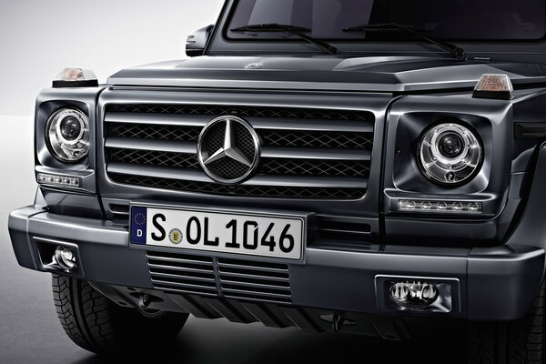 Mercedes Benz классикалық көлігі