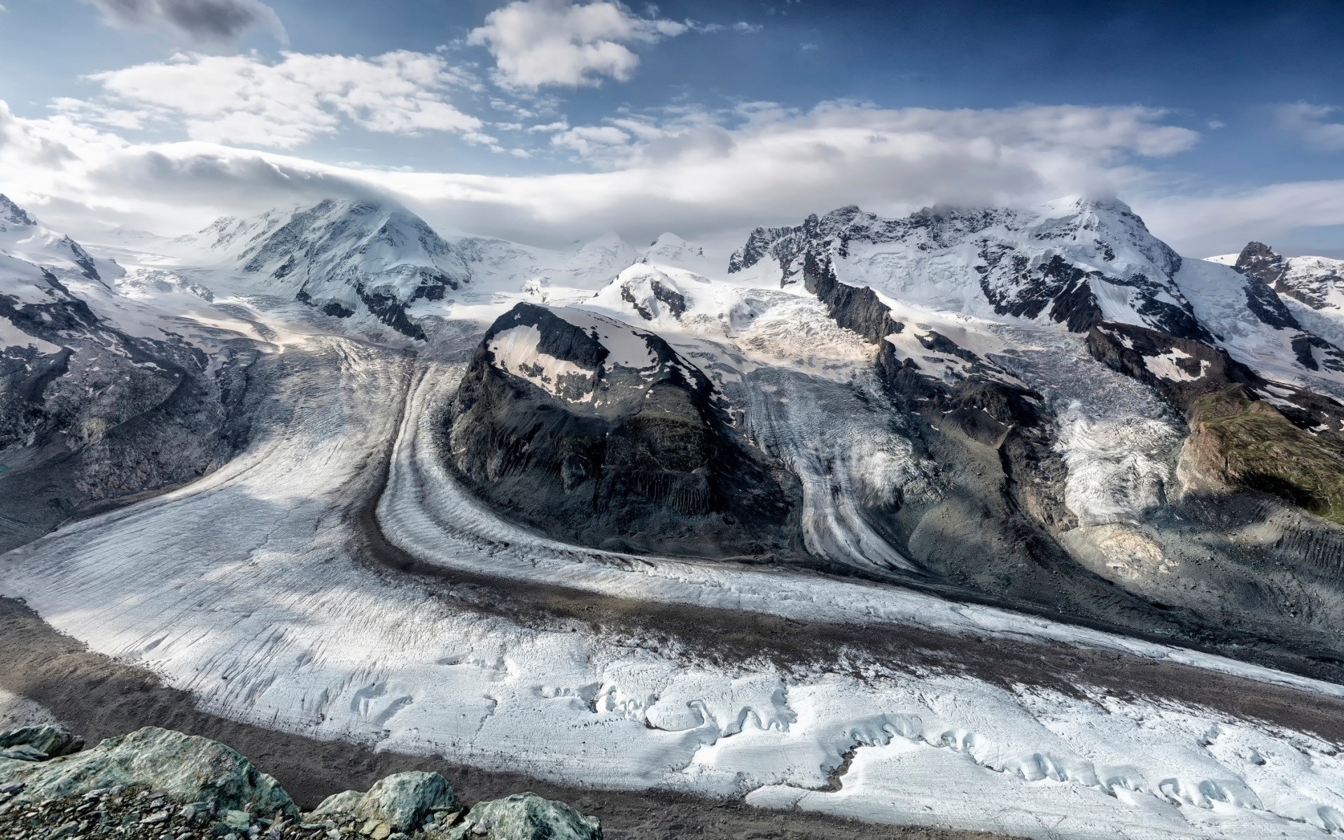 landschaft schnee berge eis gletscher landschaft reisen landschaftlich winter himmel berggipfel kälte natur im freien hoch wolke gefroren tal spektakel majestätisch berge wolken