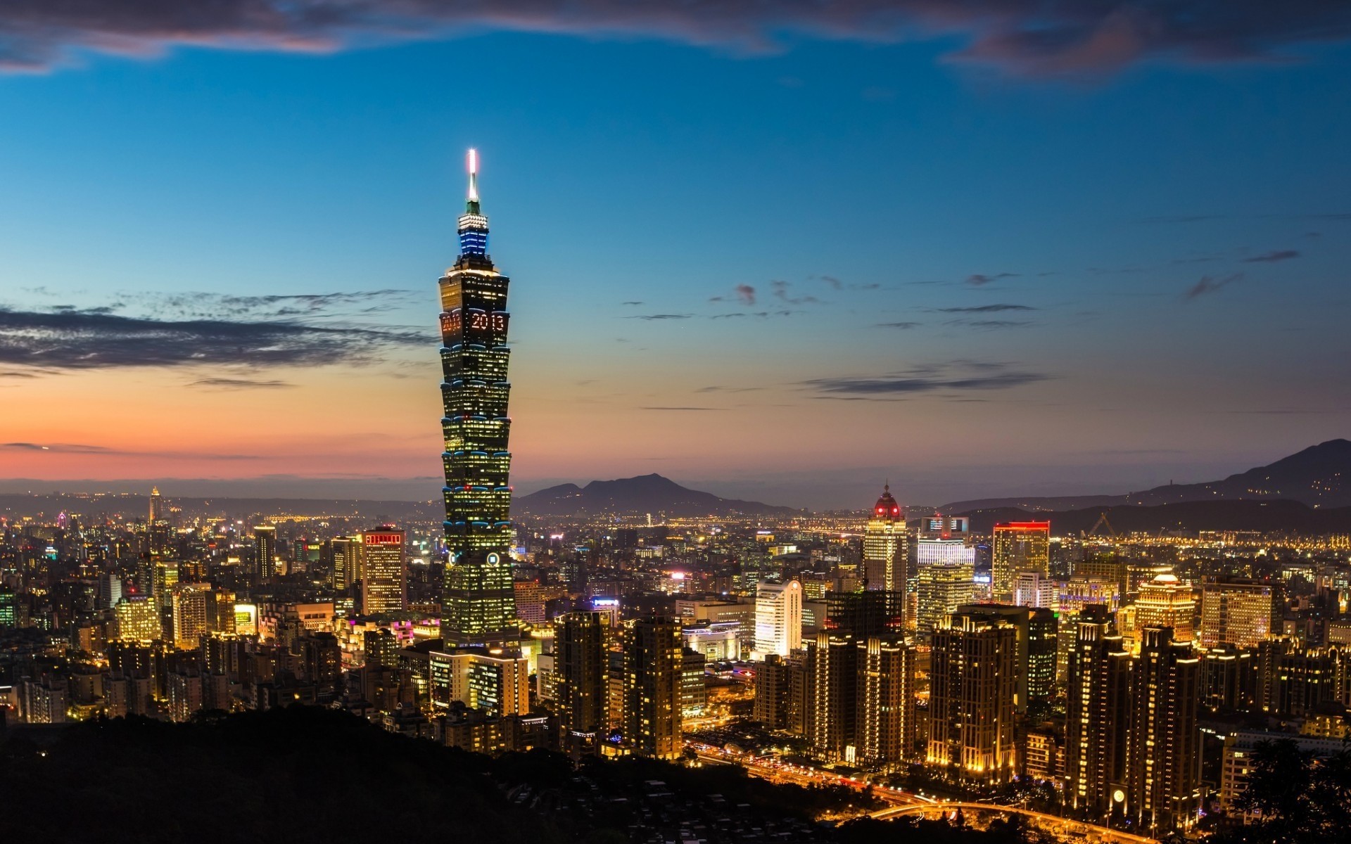 andere städte stadt stadt architektur skyline sonnenuntergang reisen städtisch stadtzentrum wolkenkratzer himmel turm dämmerung haus abend wahrzeichen taiwan taipeh republik china taipei 101 wolkenkratzer ansicht nacht licht