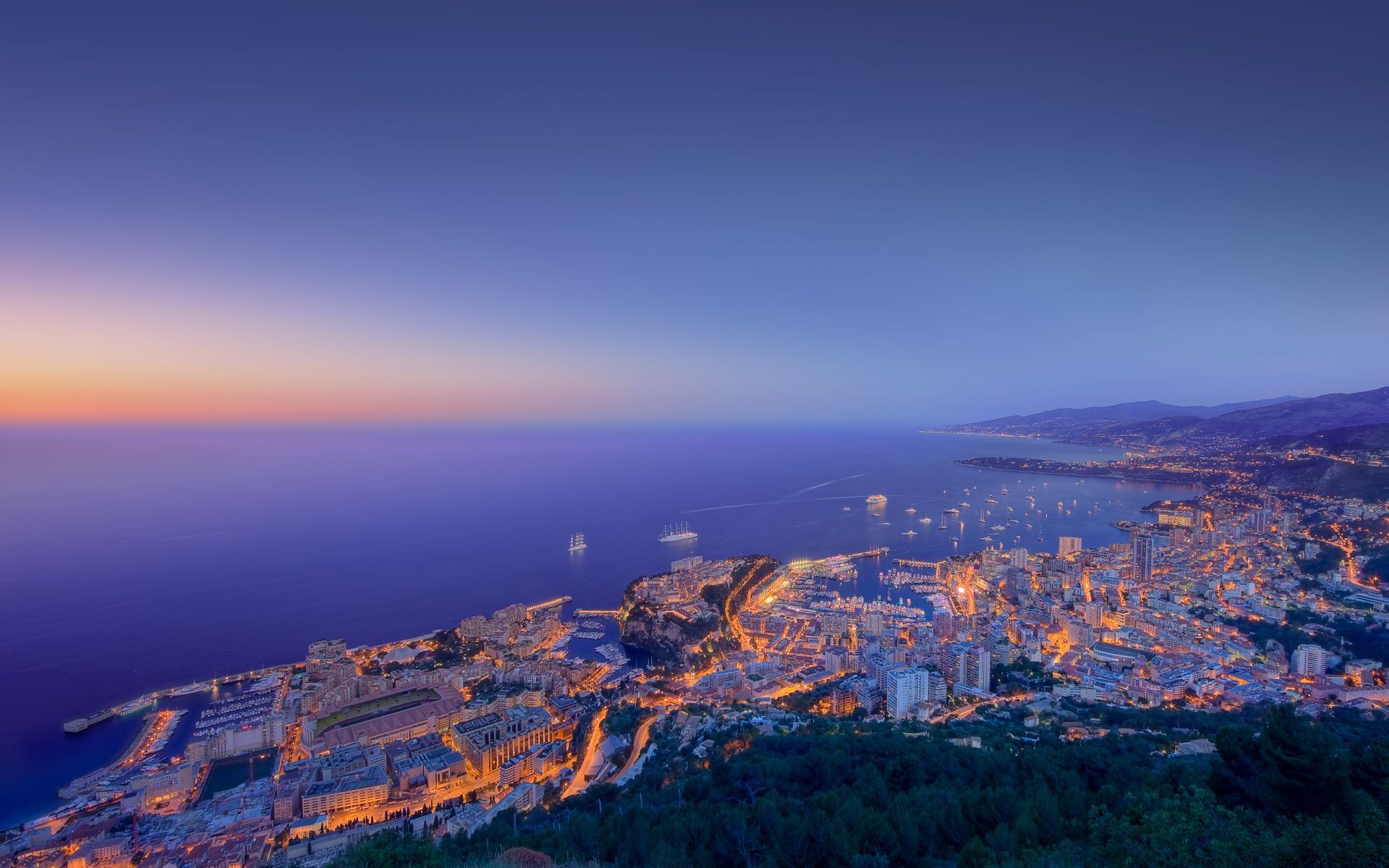 ville voyage coucher de soleil ciel ville paysage soir montagnes crépuscule à l extérieur aube architecture panoramique eau skyline ville mer