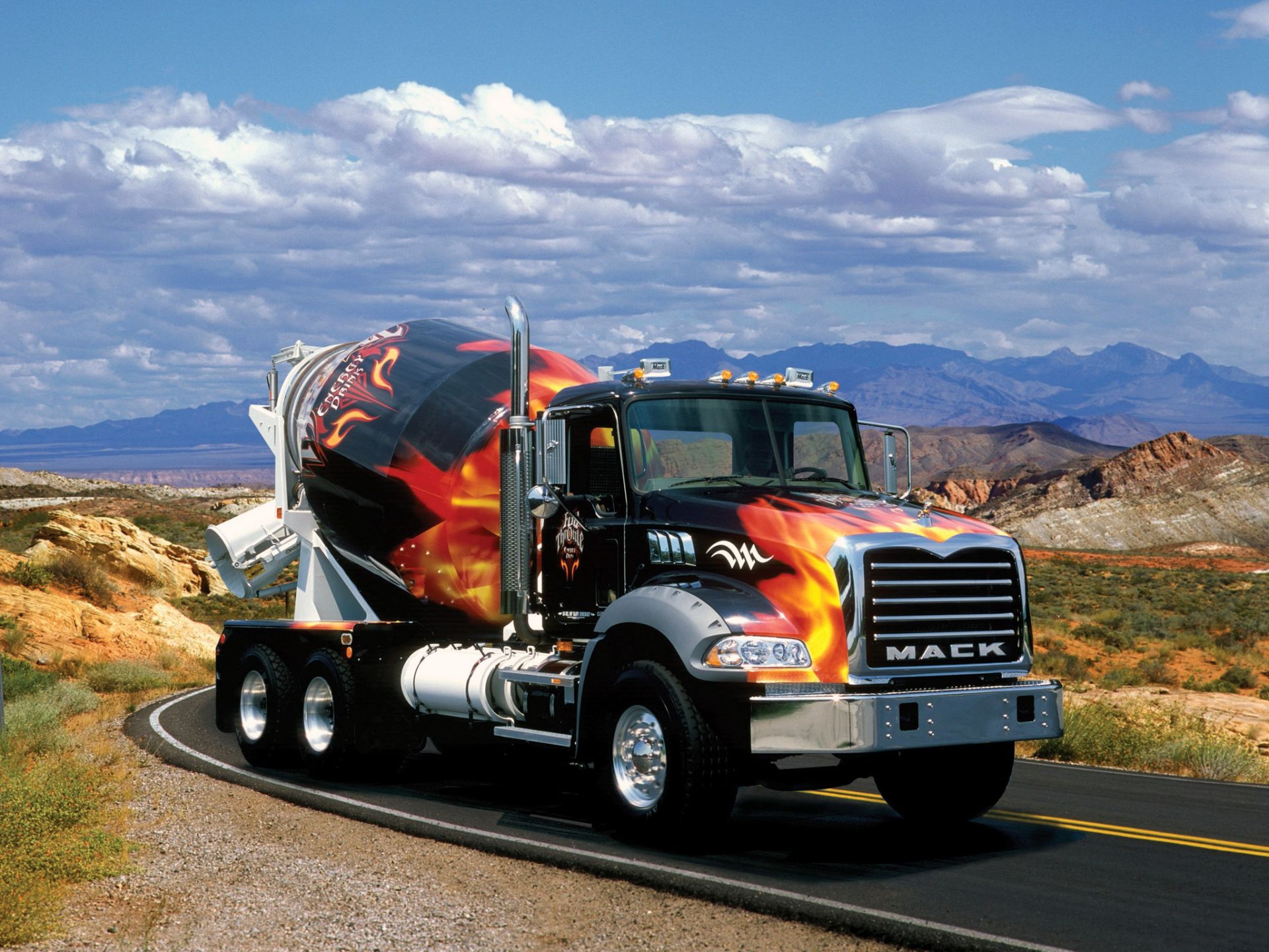 camion sistema di trasporto auto auto strada unità viaggi camion cielo veloce paesaggio asfalto