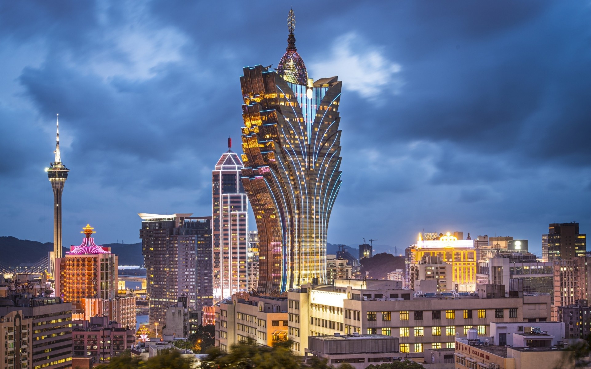 china city architecture skyline travel cityscape skyscraper building urban sky office downtown dusk tower modern evening sunset landmark business outdoors macau grand lisboa hotel