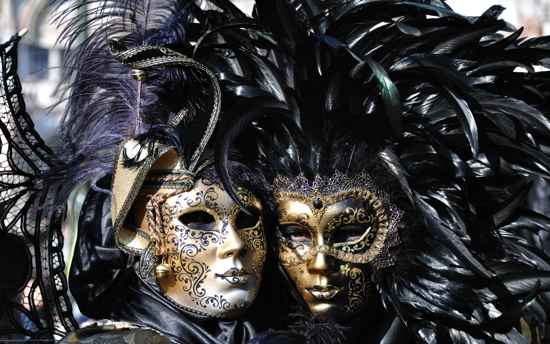 italien maske maskerade kostüm venezianer verkleidung geheimnis festival fantasie halloween gesicht dekoration theater kunst gras traditionell mardi ausblenden katastrophe fest venedig karneval masken