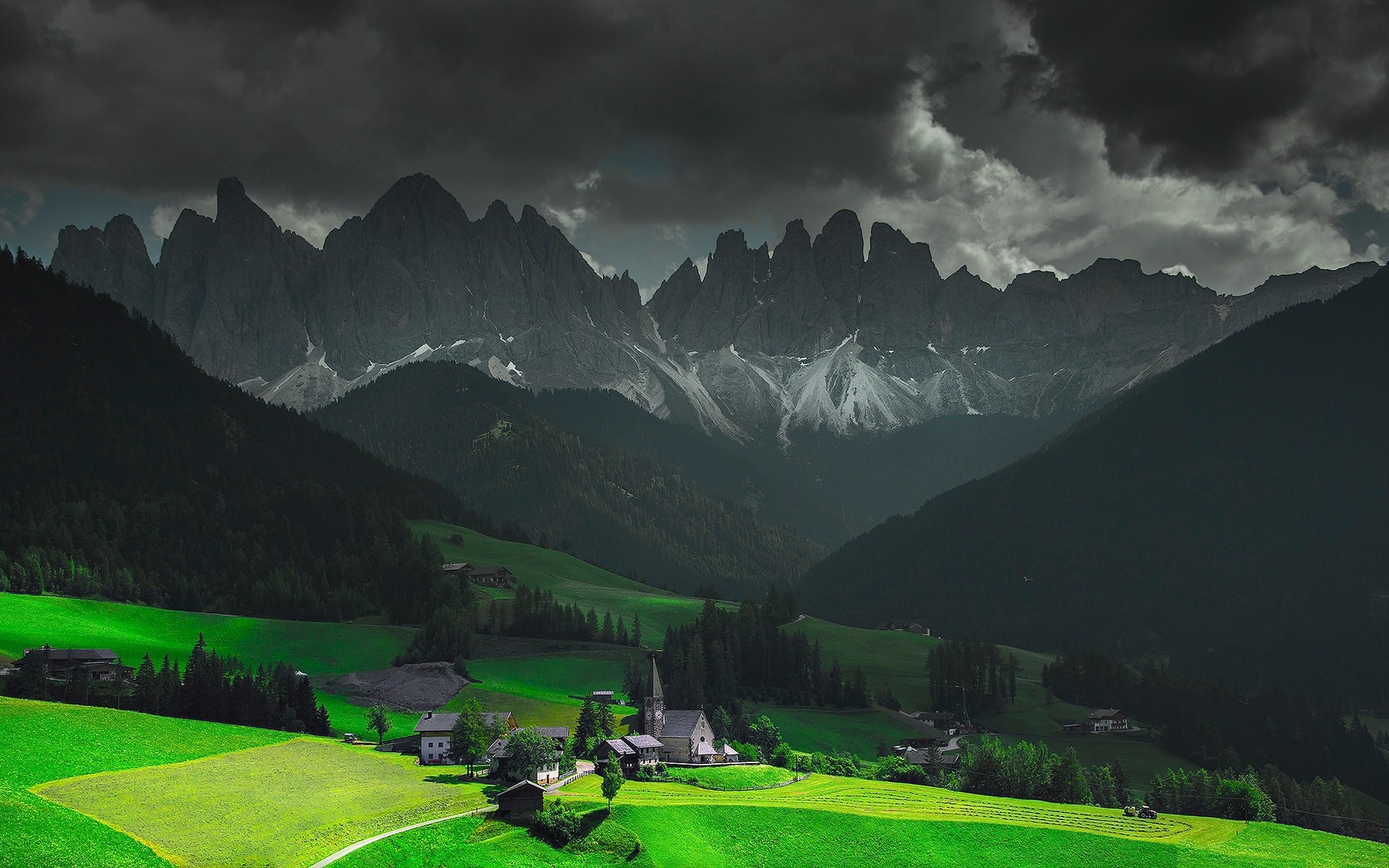 italien berge im freien reisen schnee landschaft gras natur tal himmel funes santa maddalena berge