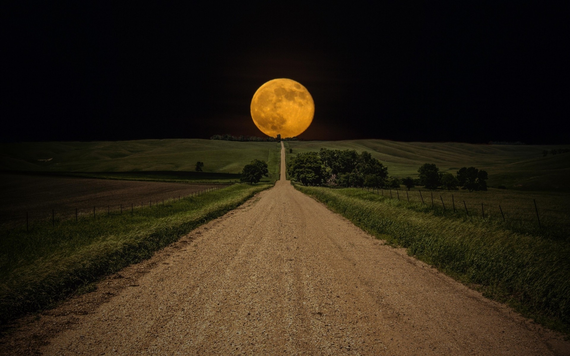 景观 天空 道路 景观 旅行 户外 日落 自然 黄昏 傍晚 乡村 月亮 满月 黄月 夜晚