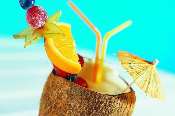 A tropical cocktail will refresh the day