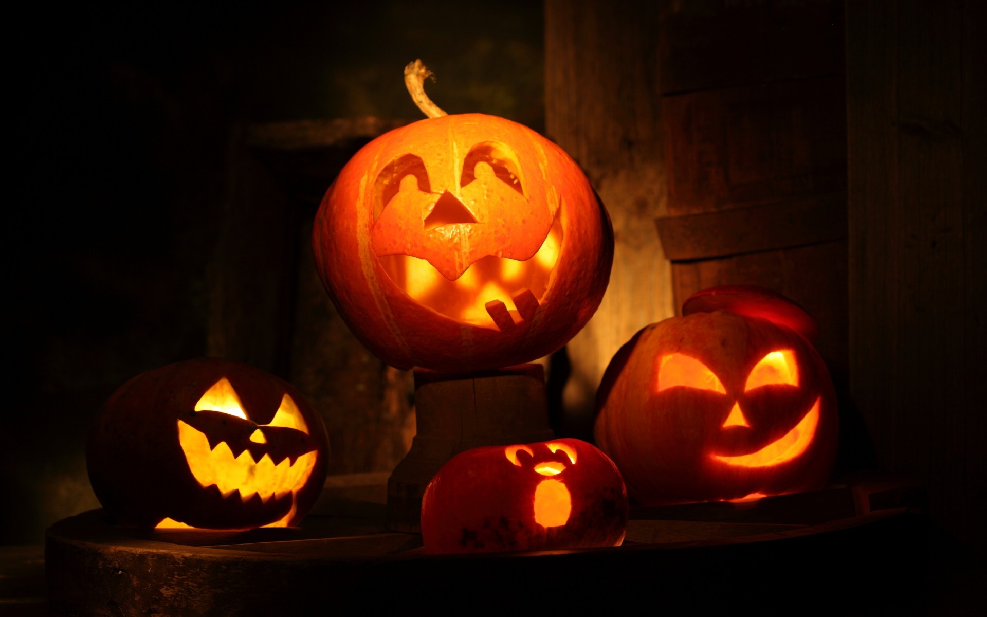 halloween citrouille lanterne bougie flamme fantasmagorique vicieux partage citrouille bougie lumière horreur effrayant citrouille froide citrouille drôle éclairage citrouille