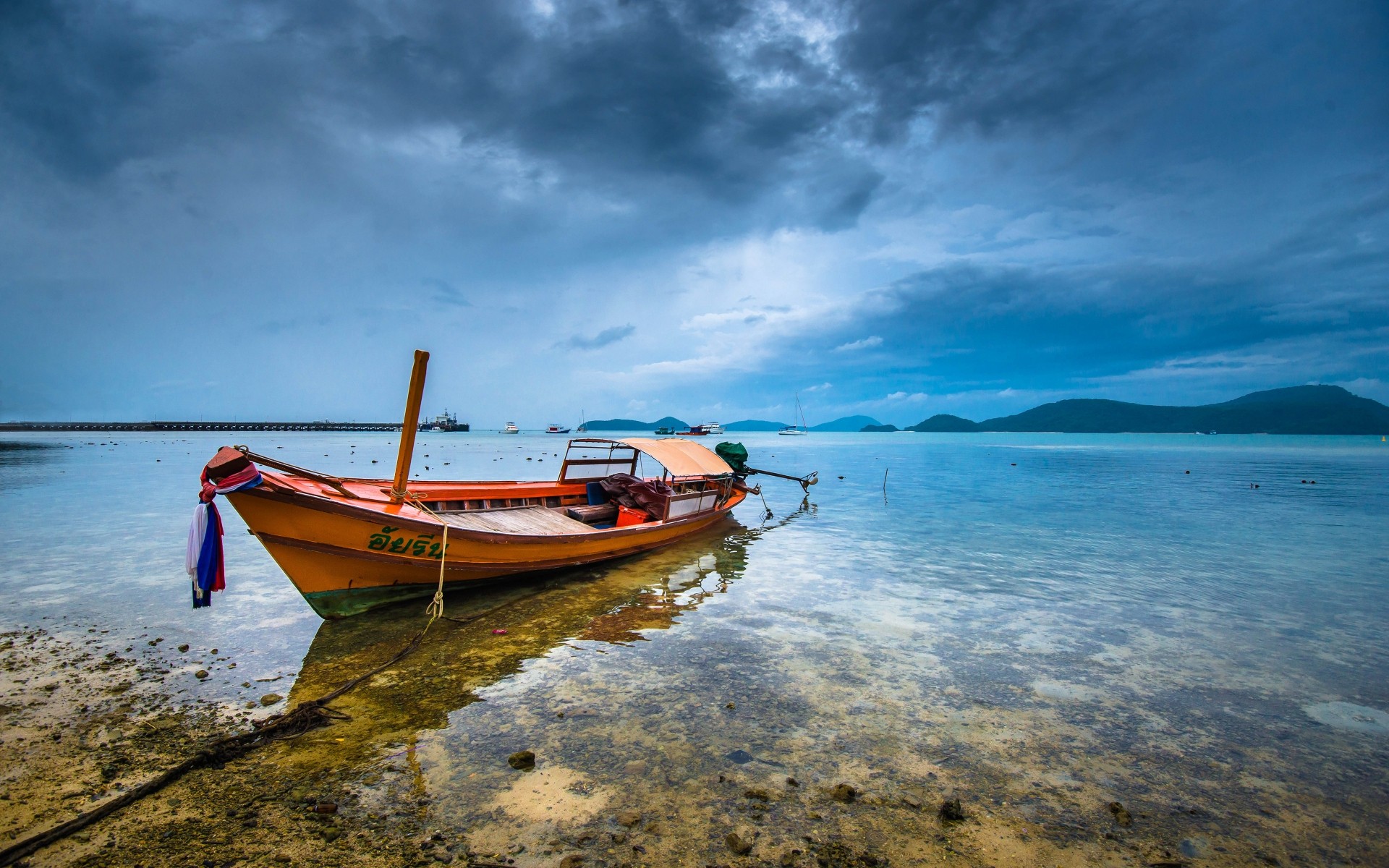 landscapes water beach travel ocean sea seashore watercraft boat sky seascape island summer recreation transportation system sand sun vehicle reflection