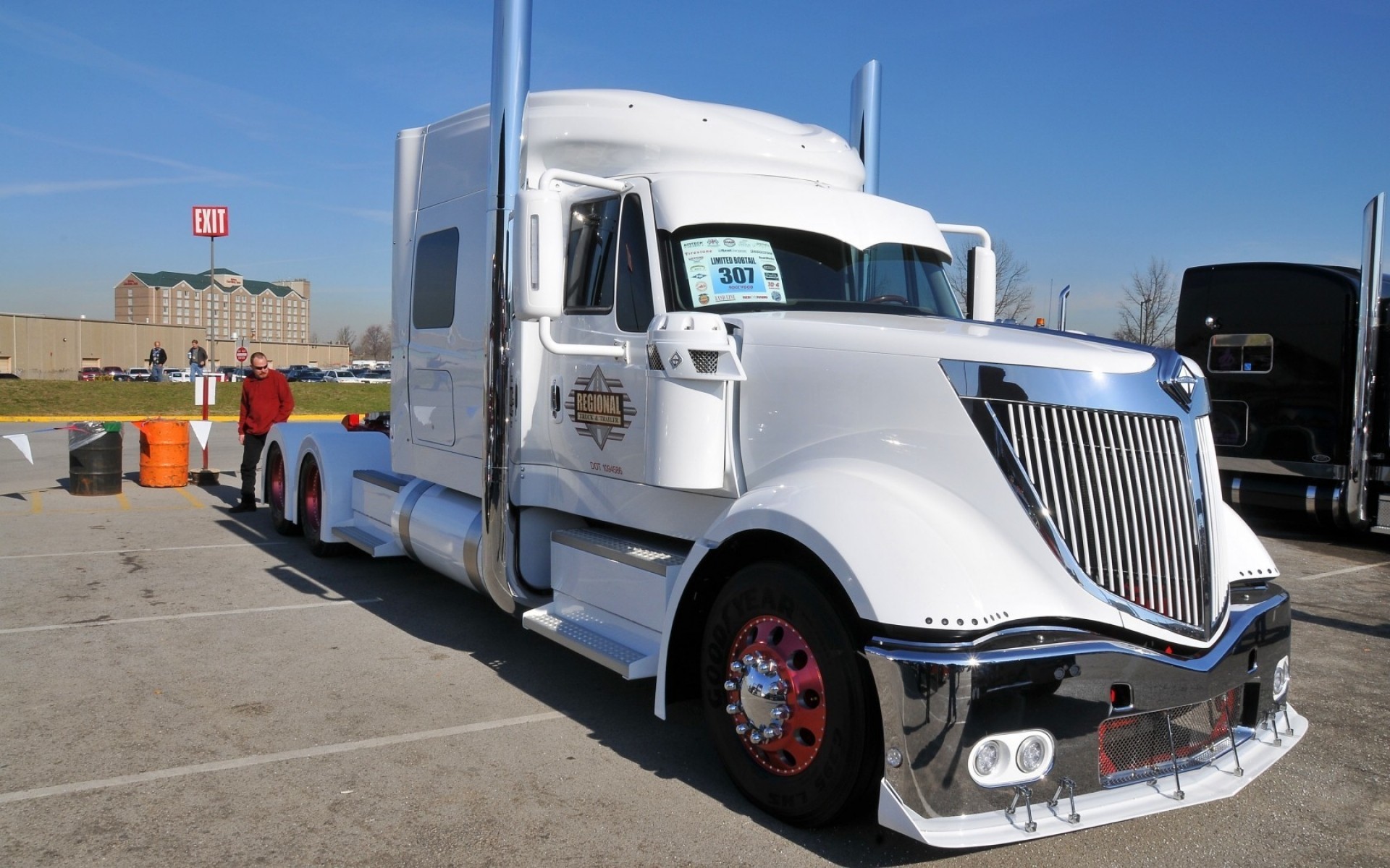 trucks araba araba ulaşım sistemi kamyon sürücü yol sanayi açık havada hızlı tekerlekler