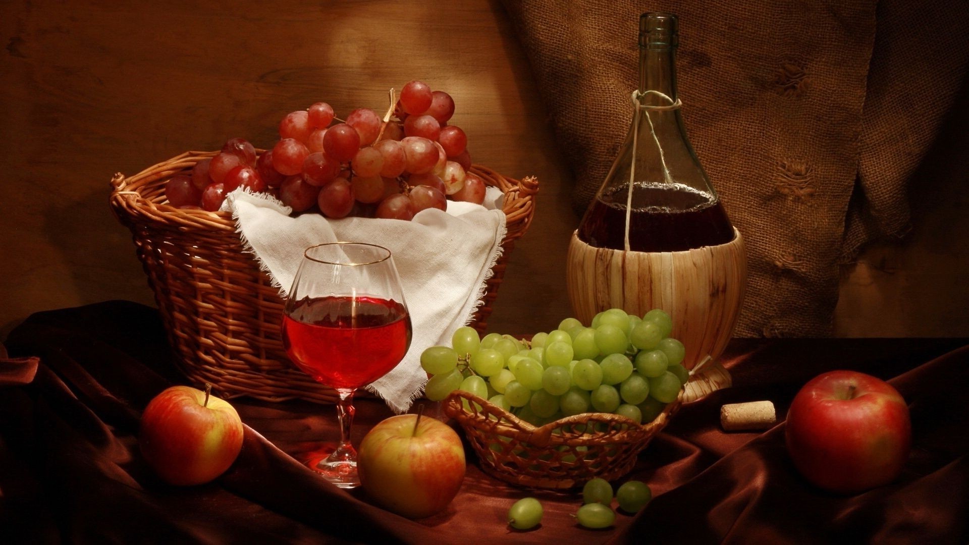 alimentos y bebidas vino fruta naturaleza muerta alimentos uvas vidrio bebida cesta otoño manzana madera vid madera botella baya rústico crecer mimbre tabla