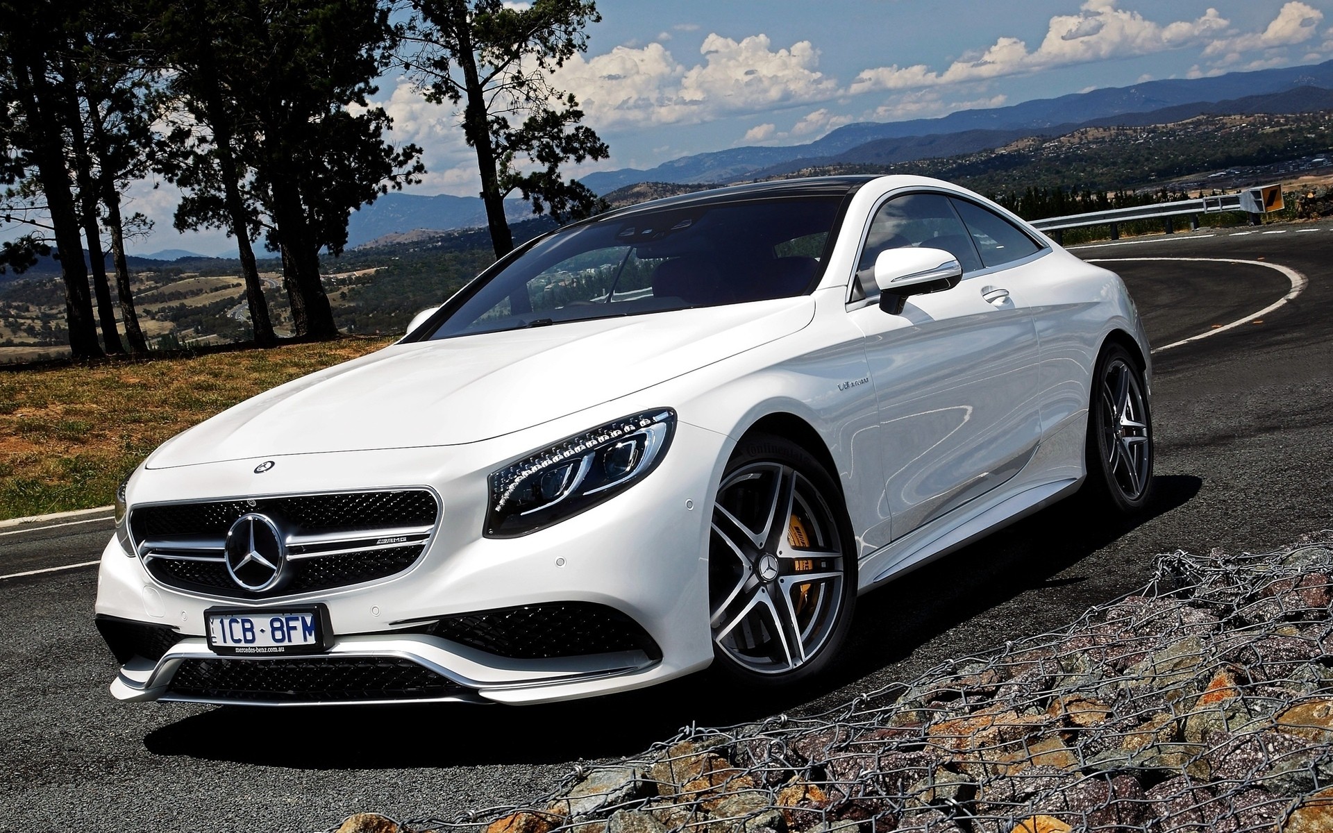 mercedes-benz auto veicolo sistema di trasporto ruote asfalto marciapiede disco veloce coupe automobile nigella cofano mezzogiorno