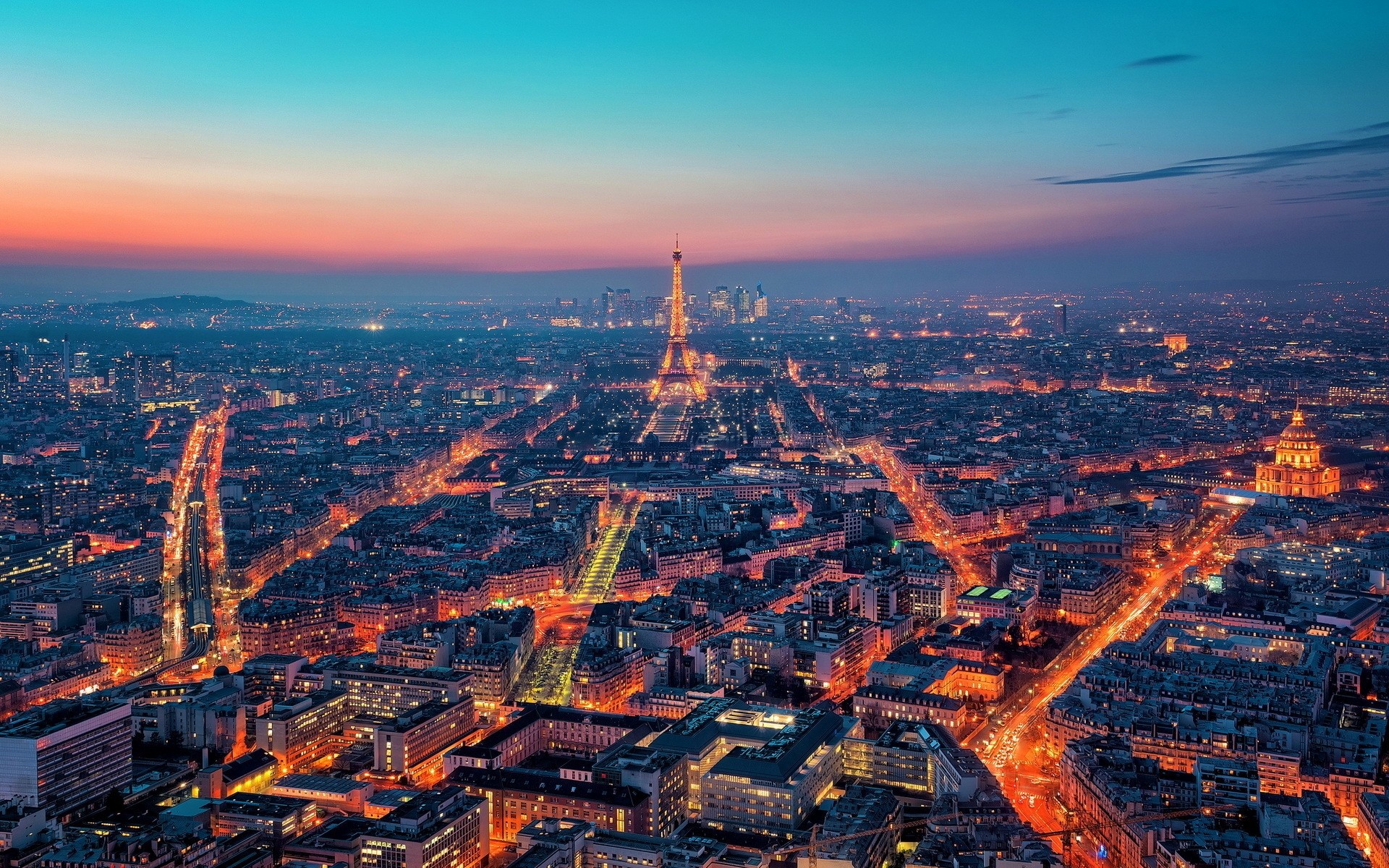 france ville ville architecture skyline antenne voyage urbain panoramique vue ville maison gratte-ciel coucher de soleil point de repère panorama crépuscule à l extérieur soir ciel nuit paris tour eiffel lumière