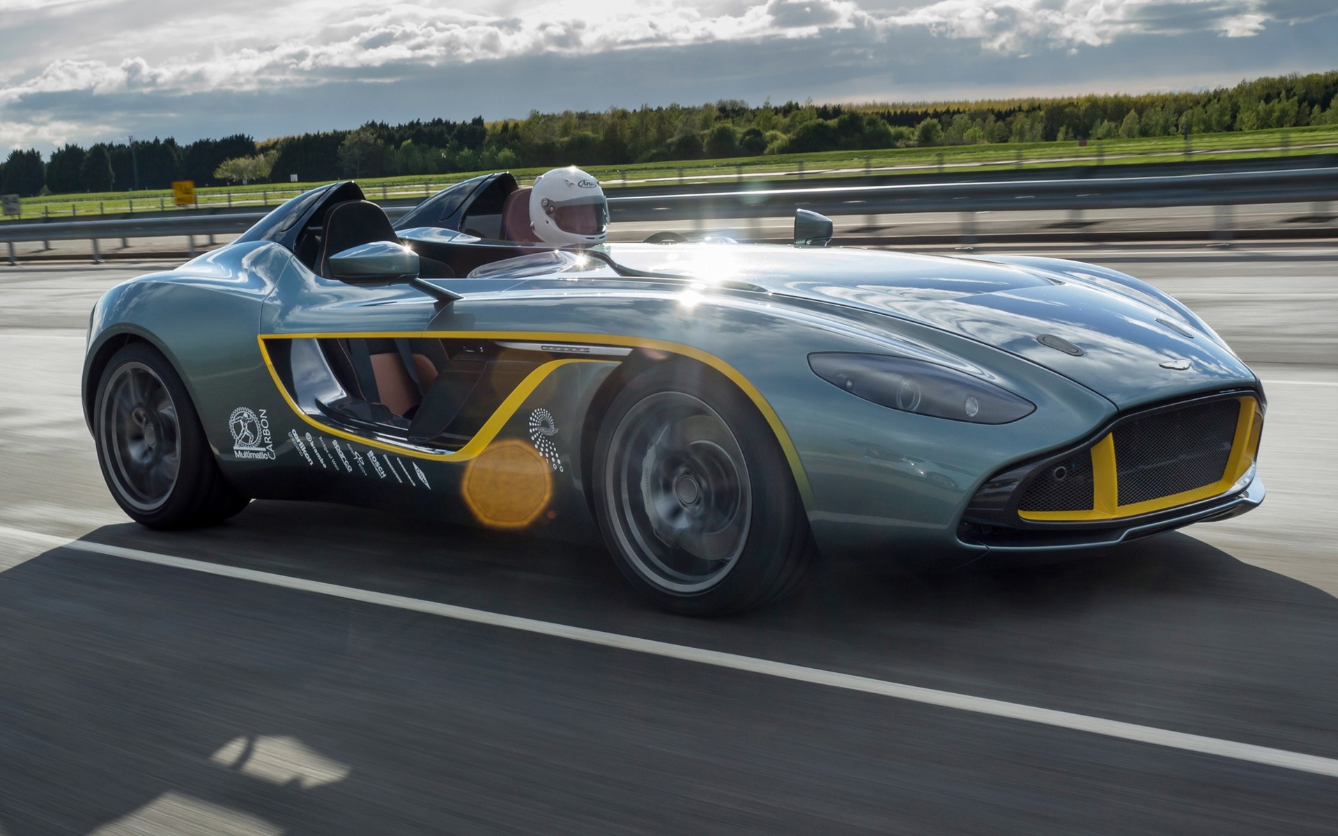 aston martin rennen auto wettbewerb auto beeilen sie sich meisterschaft track automobilsport aktion schnell fahren asphalt transportsystem schwarz räder aston martin cc100