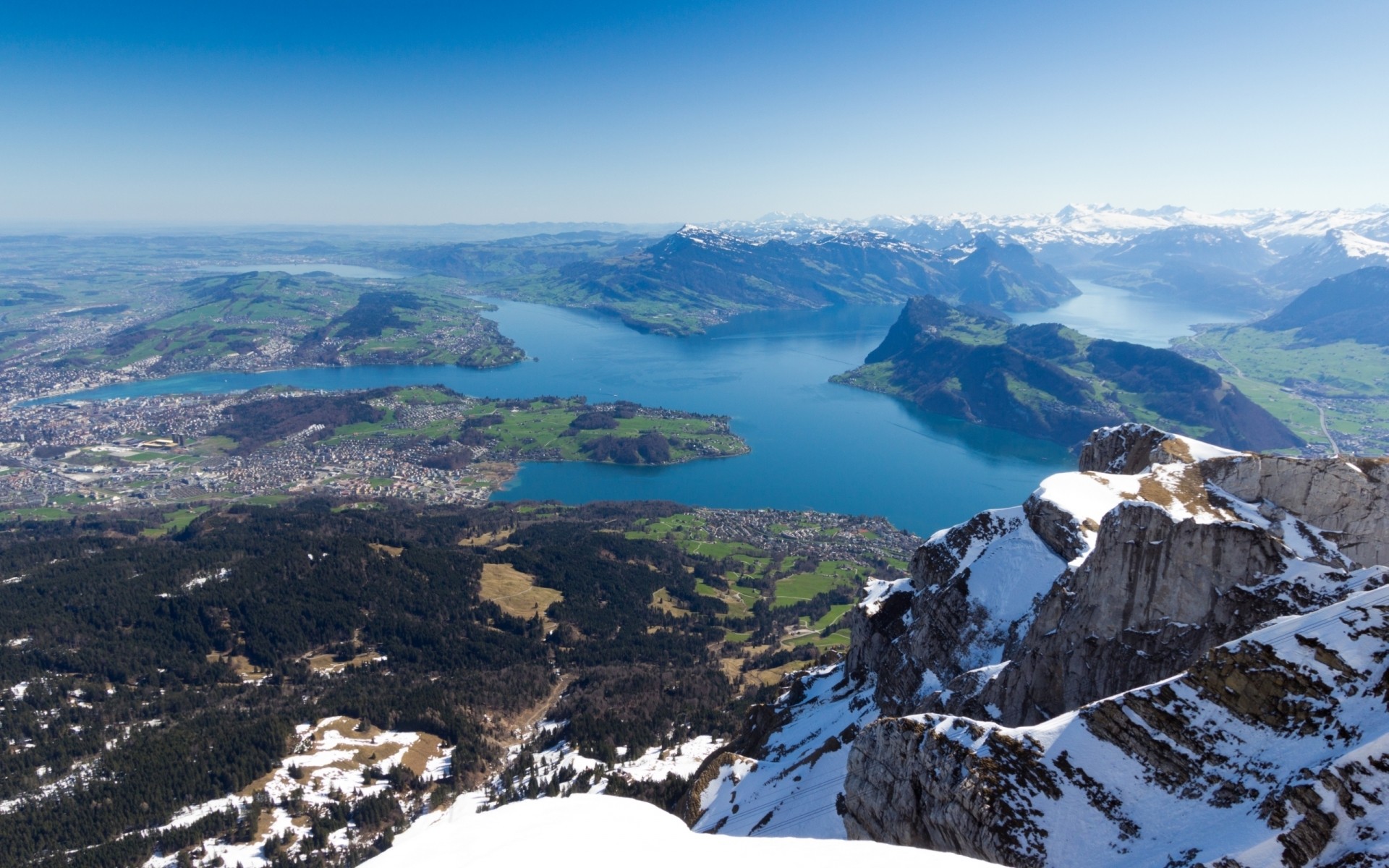 paisagens montanhas neve viagens paisagem céu natureza cênica ao ar livre pico da montanha alta água rocha geleira vale panorama espetáculo inverno noruega cidade alturas