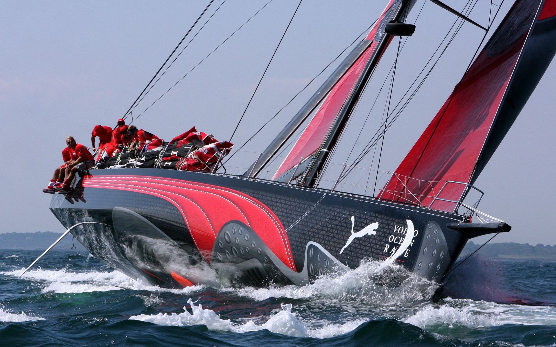 spor yelkenli yelken deniz aracı yat su yarış tekne regatta ulaşım sistemi gemi deniz okyanus araba su sporları rüzgar mürettebat acele et mast deniz siyah kırmızı mavi